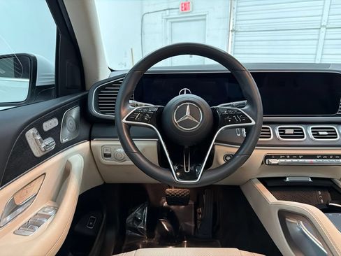Used 2024 Mercedes-Benz GLE 350 4MATIC image 21