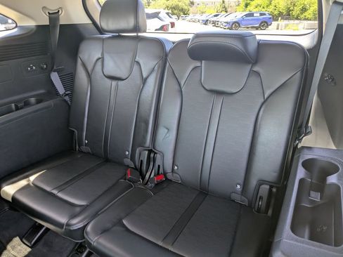 Certified 2025 Kia Sorento EX AWD/4WD image 19