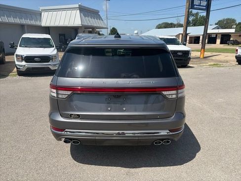 Used 2025 Lincoln Aviator Reserve w/ Illumination Package AWD/4WD image 5