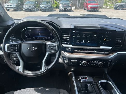 Used 2022 Chevrolet Silverado 1500 LT Trail Boss w/ Convenience Package II AWD/4WD image 24