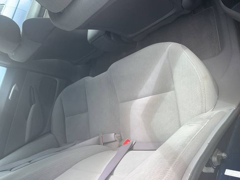 Used 2010 Honda Civic LX image 19