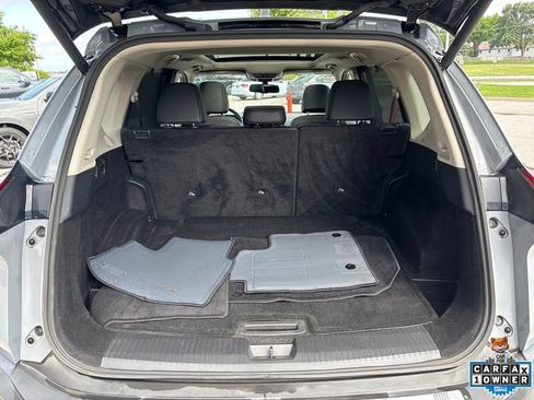 Used 2021 Nissan Rogue SL w/ Premium Package FWD image 4