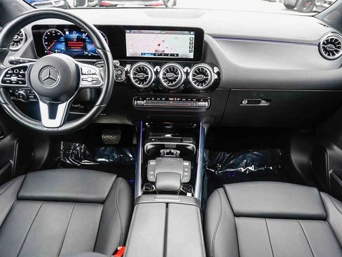 Used 2023 Mercedes-Benz GLA 250 4MATIC image 10