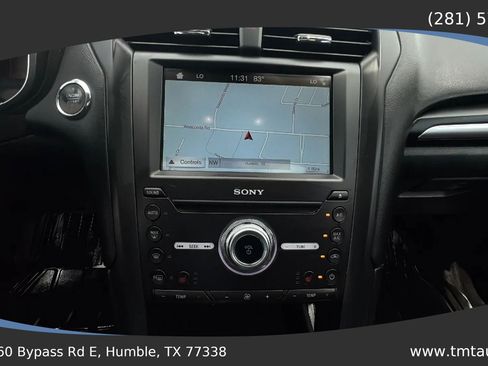 Used 2017 Ford Fusion Titanium FWD image 12