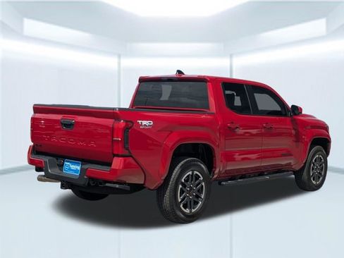 Used 2025 Toyota Tacoma TRD Sport image 6