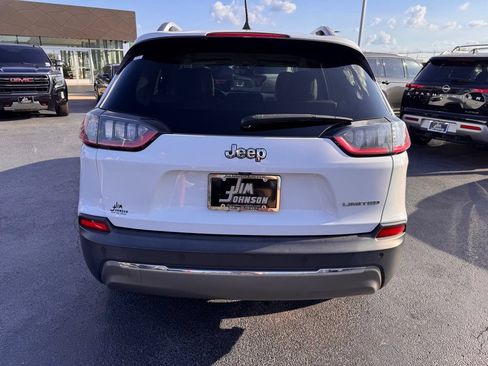 Used 2019 Jeep Cherokee Limited FWD image 4