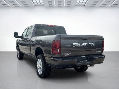 New 2026 RAM 2500 Laramie AWD/4WD image 5