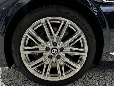 Used 2021 Bentley Flying Spur W12 AWD/4WD image 7