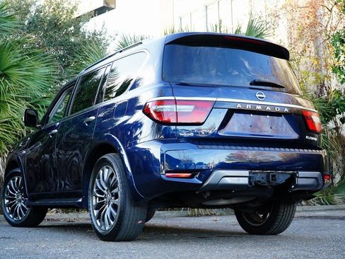 Used 2022 Nissan Armada Platinum w/ Captain's Chairs Package image 4