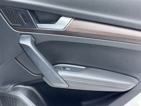 Used 2023 Audi Q5 2.0T Premium Plus image 50