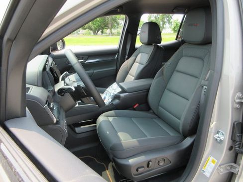 New 2026 GMC Terrain AT4 image 10