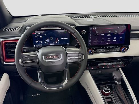 New 2026 GMC Canyon AT4X w/ LPO, Black Badging Package AWD/4WD image 22