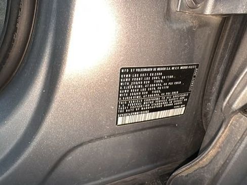 Used 2021 Volkswagen Tiguan SE R-Line image 41