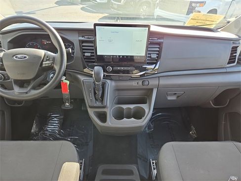 Used 2023 Ford Transit 350 XLT image 21