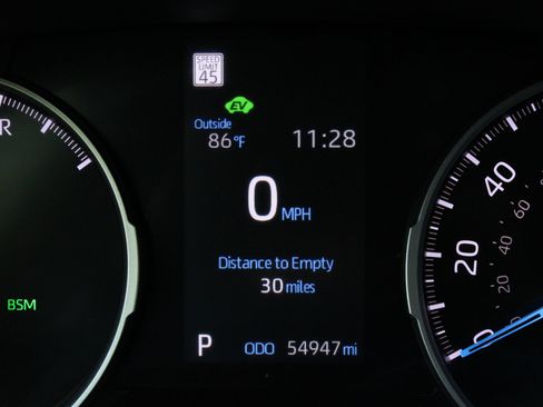 Used 2022 Toyota RAV4 XLE w/ Convenience Package AWD/4WD image 36