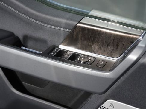 Used 2024 Ford F350 Lariat w/ Chrome Package image 28