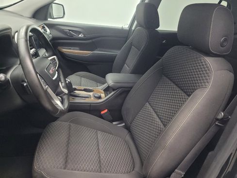 Used 2019 GMC Acadia SLE image 17