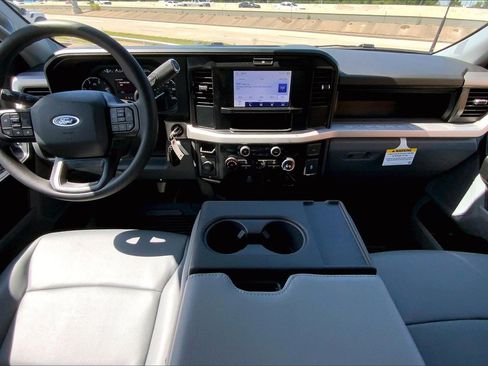 New 2025 Ford F450 image 7
