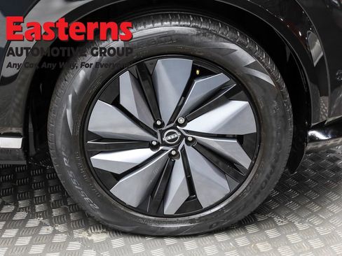 Used 2023 Nissan Ariya FWD image 32