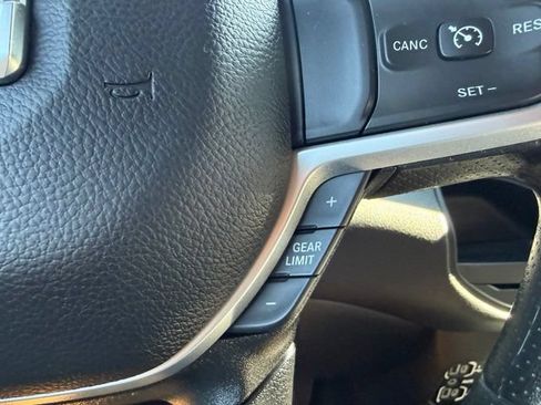 Used 2024 RAM 3500 SLT w/ Quick Order Package 2YG SLT AWD/4WD image 32