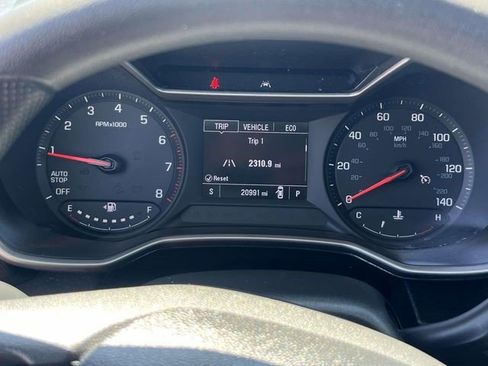 Certified 2023 Chevrolet TrailBlazer LS FWD image 17