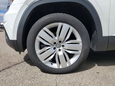 Used 2019 Volkswagen Atlas SE w/ Panoramic Sunroof Package AWD/4WD image 9