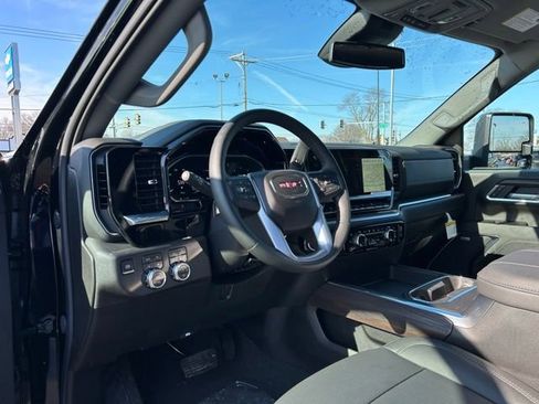 New 2026 GMC Sierra 2500 SLT w/ SLT Convenience Package AWD/4WD image 26