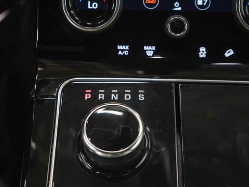 Used 2019 Land Rover Range Rover Velar R-Dynamic SE AWD/4WD image 20