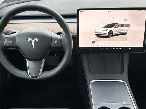 Used 2023 Tesla Model 3 Standard Range image 11