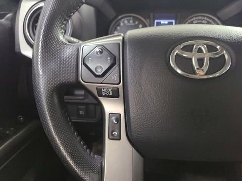 Certified 2019 Toyota Tacoma SR5 AWD/4WD image 26