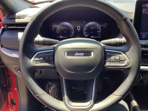 Used 2022 Jeep Compass Limited w/ (RED) Package AWD/4WD image 11