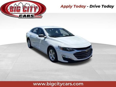 Used 2023 Chevrolet Malibu LS w/ LPO, Floor Liner Package FWD image 1