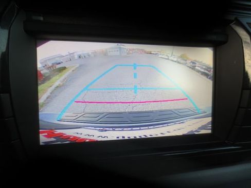 Used 2014 Toyota Corolla LE image 10