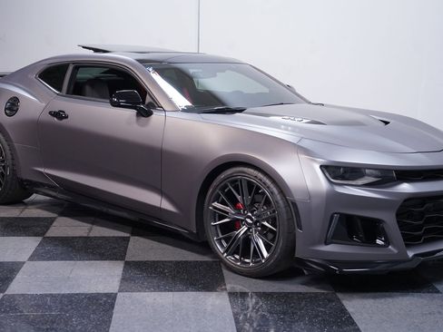 Used 2018 Chevrolet Camaro ZL1 image 14