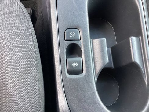 Used 2024 Toyota Corolla LE FWD image 25