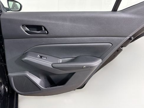 Used 2025 Nissan Altima 2.5 SV image 28