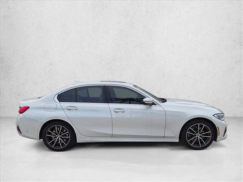 Used 2020 BMW 330i Sedan w/ Premium Package RWD image 4