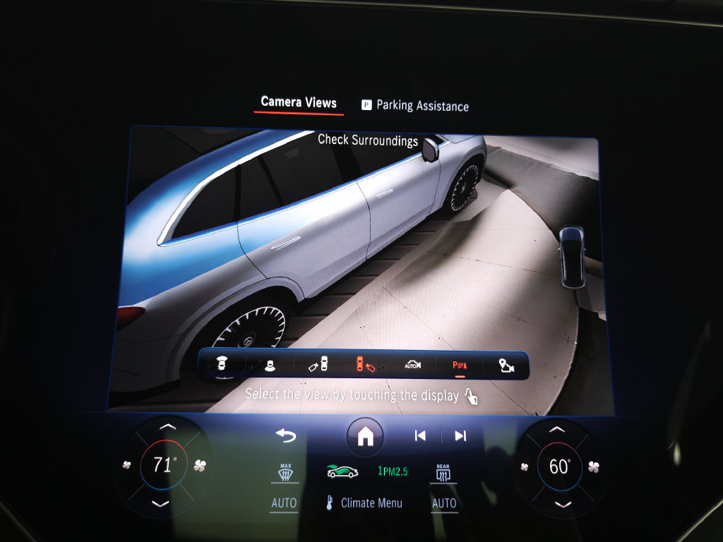 Certified 2024 Mercedes-Benz EQE AMG 4MATIC SUV w/ AMG Dynamic Plus Package image 22