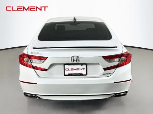 Used 2022 Honda Accord Sport image 8