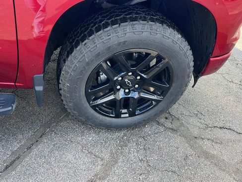 Used 2025 Chevrolet Silverado 1500 RST image 31