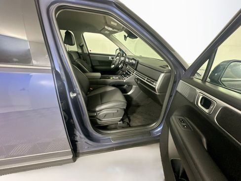 Used 2026 Hyundai Santa Fe SEL FWD image 31