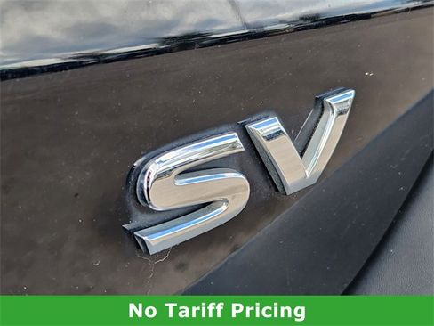 Used 2018 Nissan Kicks SV image 12