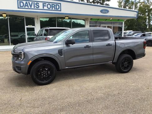 New 2025 Ford Ranger XLT w/ FX4 Off-Road Package image 5