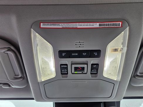 Used 2023 Toyota RAV4 Limited image 18