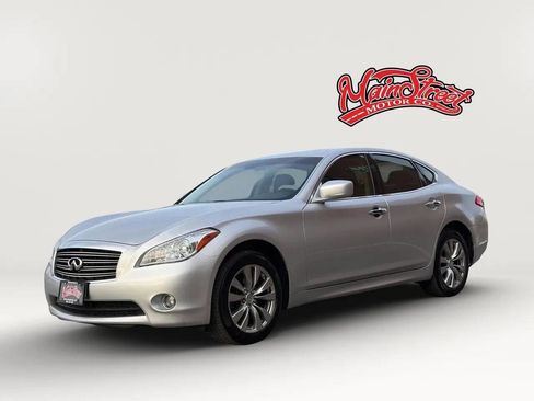 Used 2013 INFINITI M37 x w/ Premium Pkg image 3