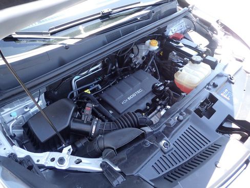 Used 2017 Chevrolet Trax LT image 21