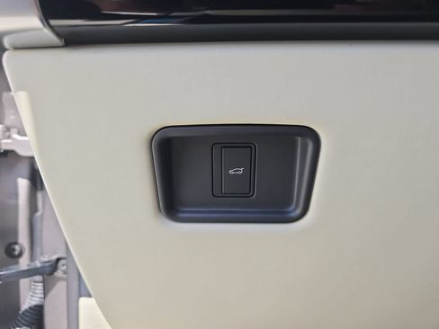 New 2026 Land Rover Range Rover SE AWD/4WD image 27