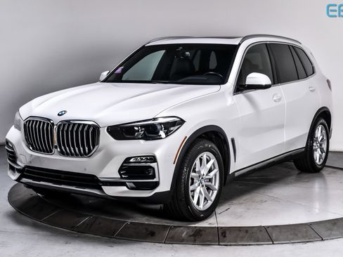 Used 2021 BMW X5 xDrive40i image 2
