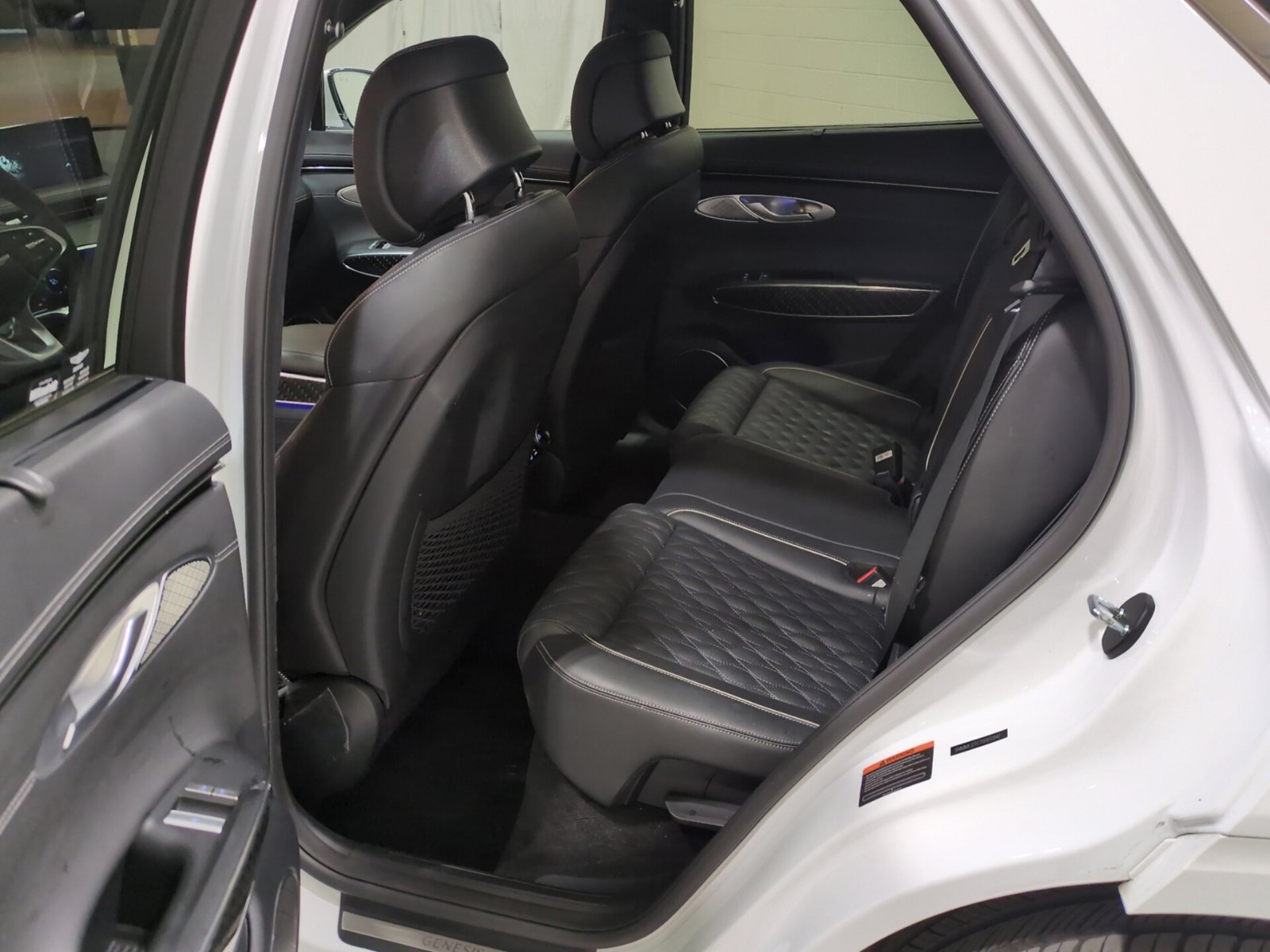 Certified 2025 Genesis GV70 3.5T Sport w/ Sport Prestige Package AWD/4WD image 14