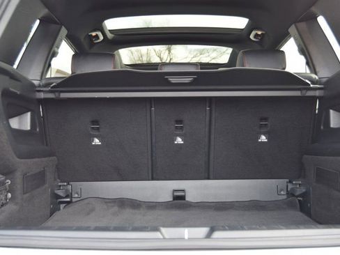 Used 2020 Mercedes-Benz GLB 250 4MATIC image 36